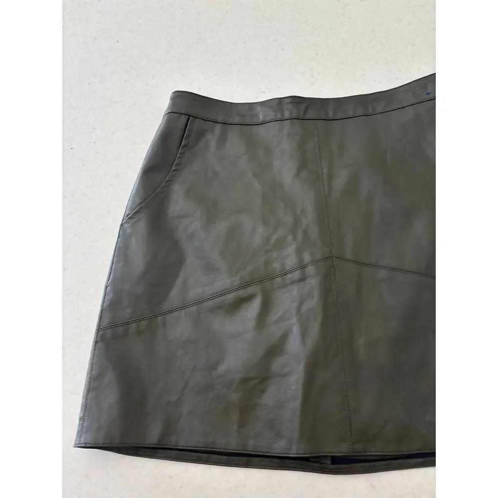 Harper Heritage Faux Leather Mini Skirt XS Olive Green A-Line Zip Back Pockets - Picture 7 of 13